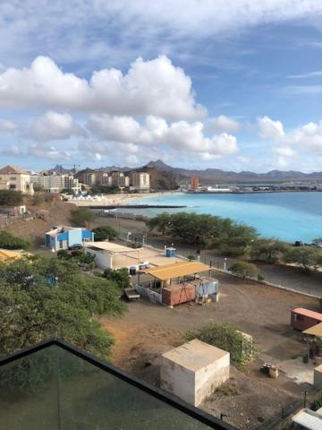 Apartamento Deluxe Santa Filomena Mindelo Luaran gambar
